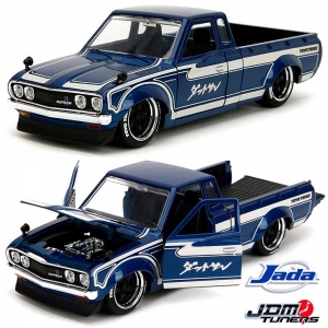 ミニカー 1:24 JDM TUNERS 1972 Datsun 620 JDM Tuners - 1972 Datsun 620 1:24 Scale Diecast Vehicle